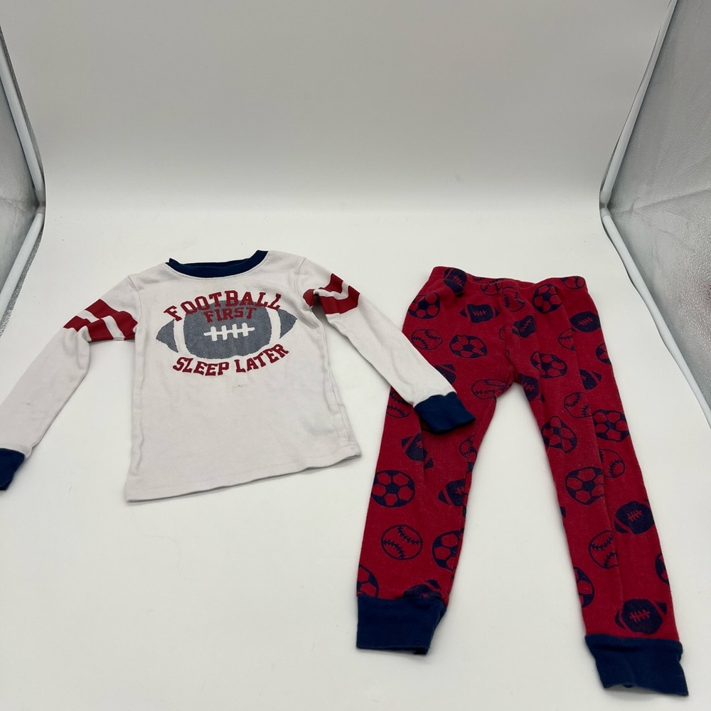 Carter’s Football Boy Pajamas Red/white 3 T